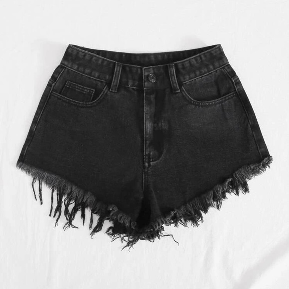 Raw hem shorts - Picture 3 of 4